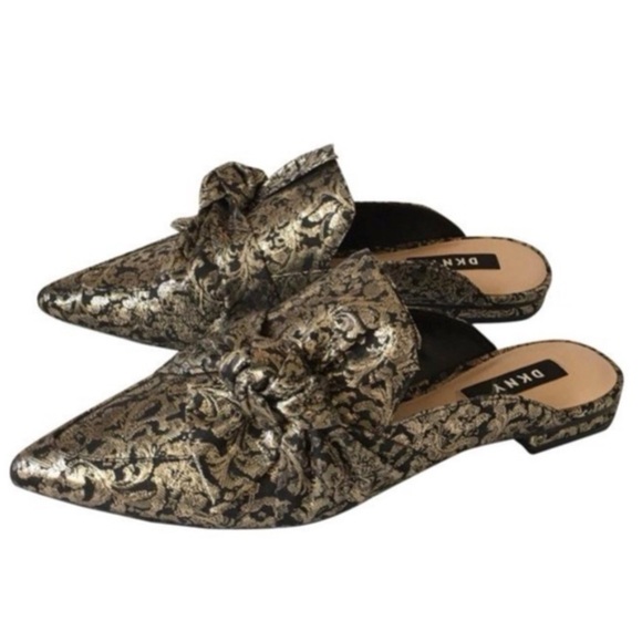 DKNY Pier Gold Metallic Brocade Knotted Bow Mules Size 7.5 M Pointed Toe Mules - Picture 8 of 9